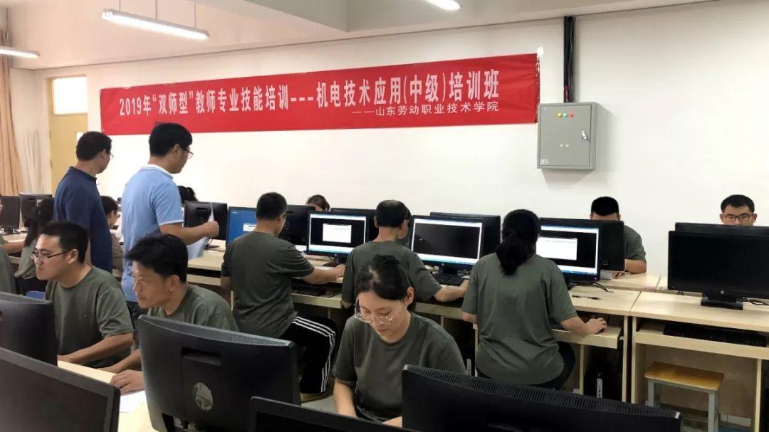 我院機(jī)電系參加山東省大學(xué)生智能制造大賽決賽再創(chuàng)佳績(jī)，榮譽(yù)背后的奮斗紀(jì)實(shí)