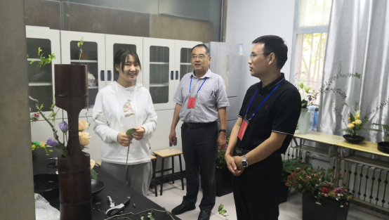 馬培安督導(dǎo)生物系備戰(zhàn)2020年職業(yè)院校技能大賽，準(zhǔn)備情況深度解析