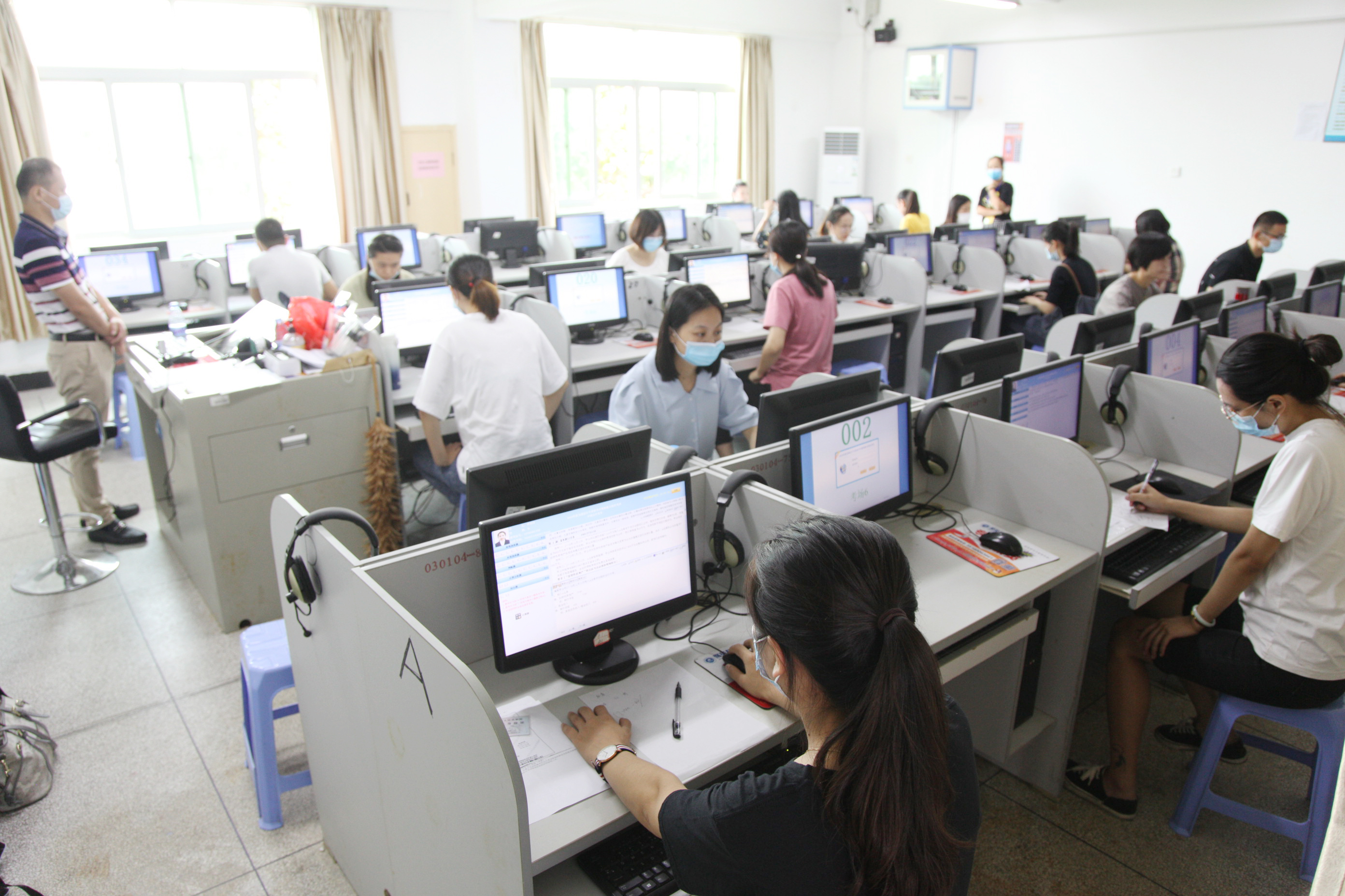 全國會計專業(yè)技術(shù)初中高級資格考試——2020年度考試盛典紀實