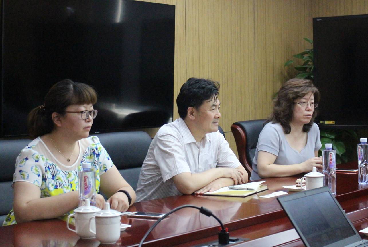 張清民到學(xué)院畢業(yè)生公司調(diào)研，探索教育與企業(yè)合作的深度融合