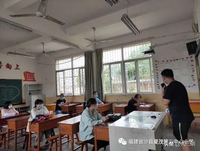 開學(xué)在即，我院開展疫情突發(fā)隔離演練，保障師生健康安全